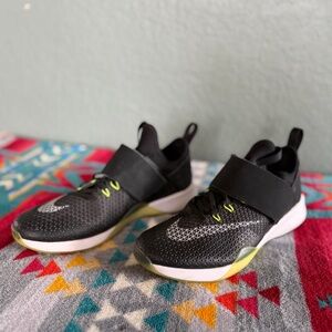 Women’s Nike Zoom Size 8